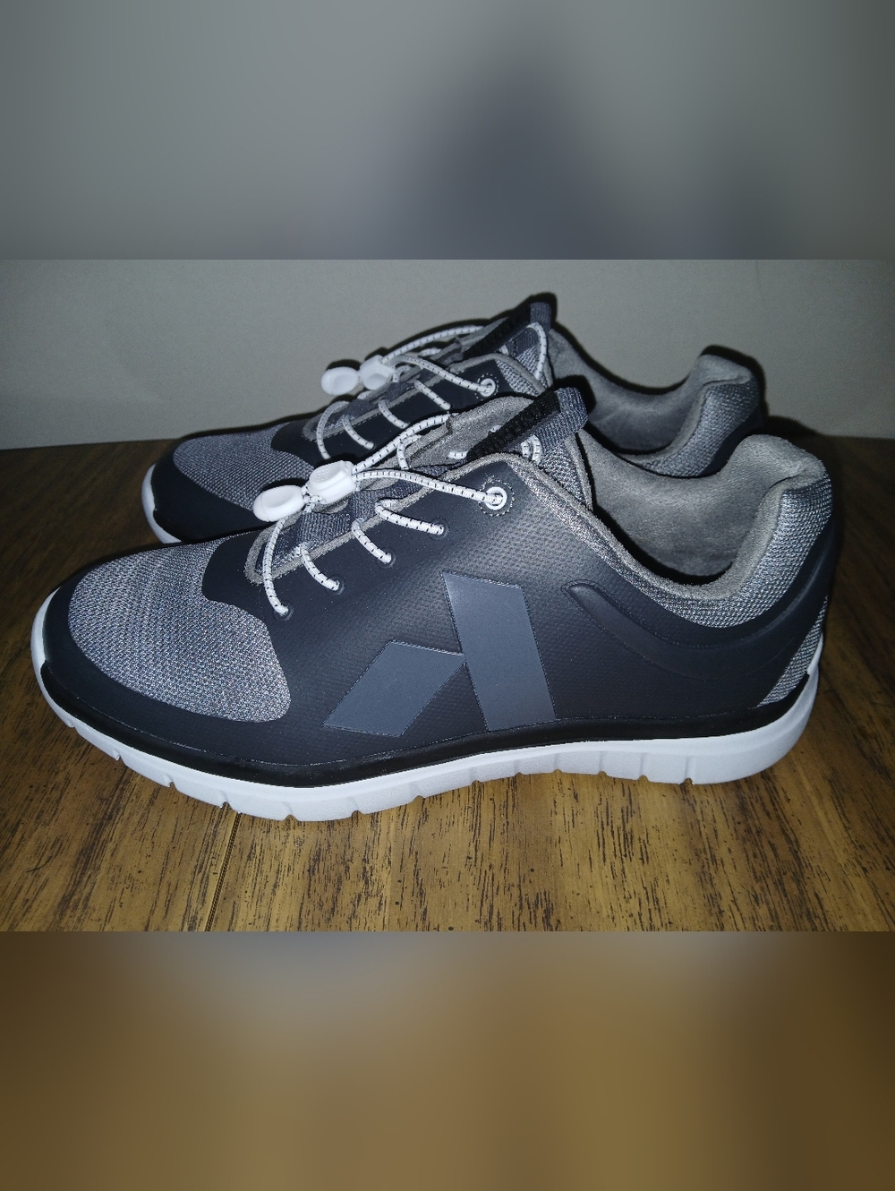 New ANODYNE mens 9.5 sport running sneaker shoes.